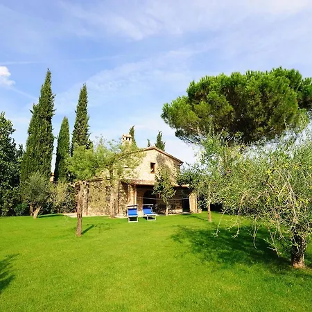 Vernazzano Basso Sleeps 6 Pool Wifi